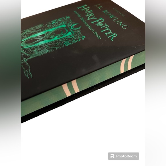 Harry Potter and The Philosopher Stone - Slytherin - Picture 2 of 3